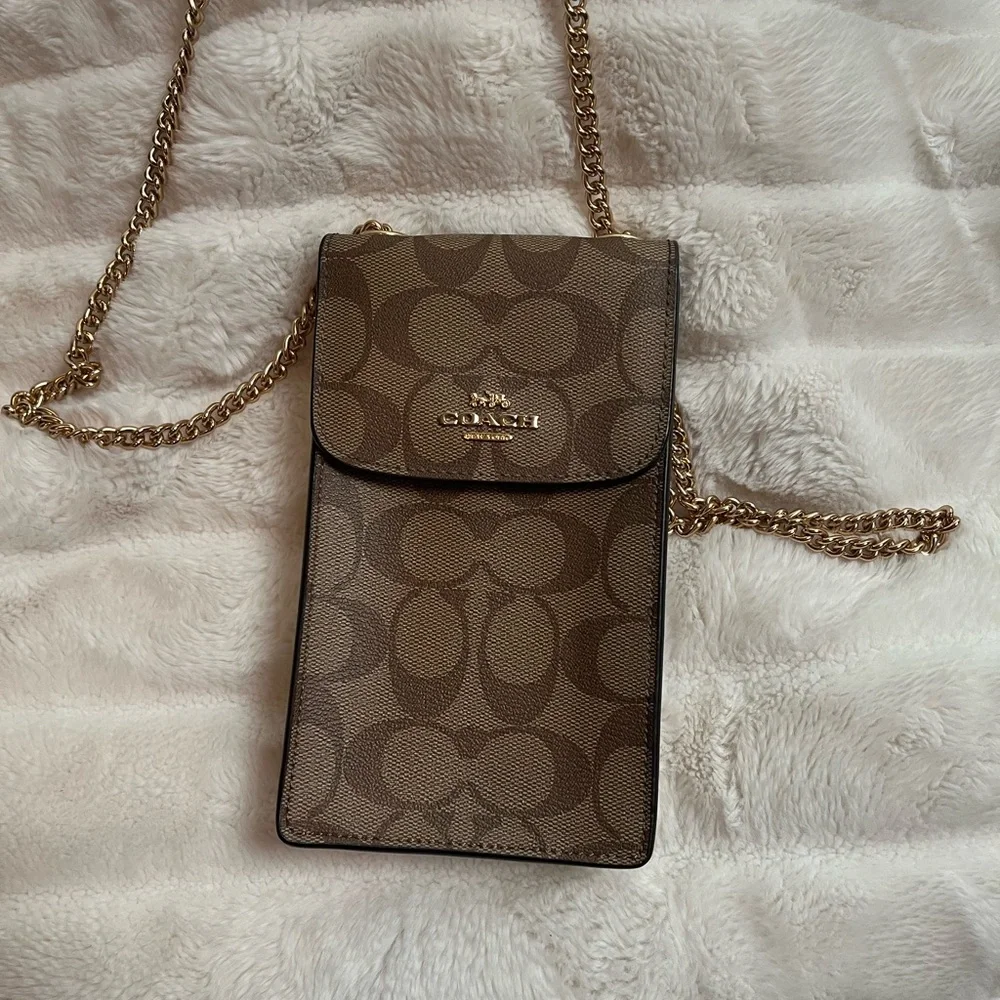 Coach Signature Brown Crossbody Bag with Gold Chain - Picture 3 of 3